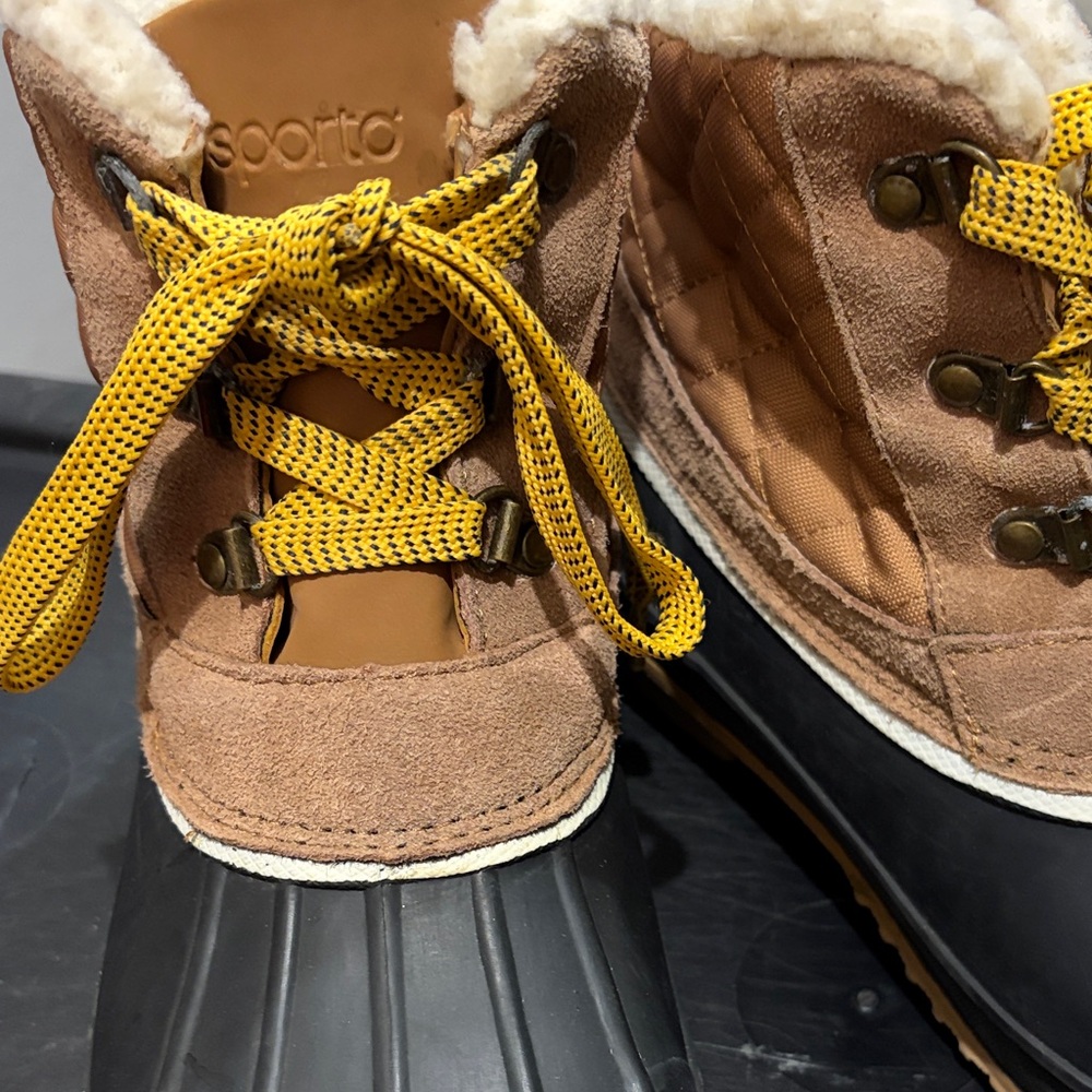 Sporto Tan and Black Boots with Yellow Laces
